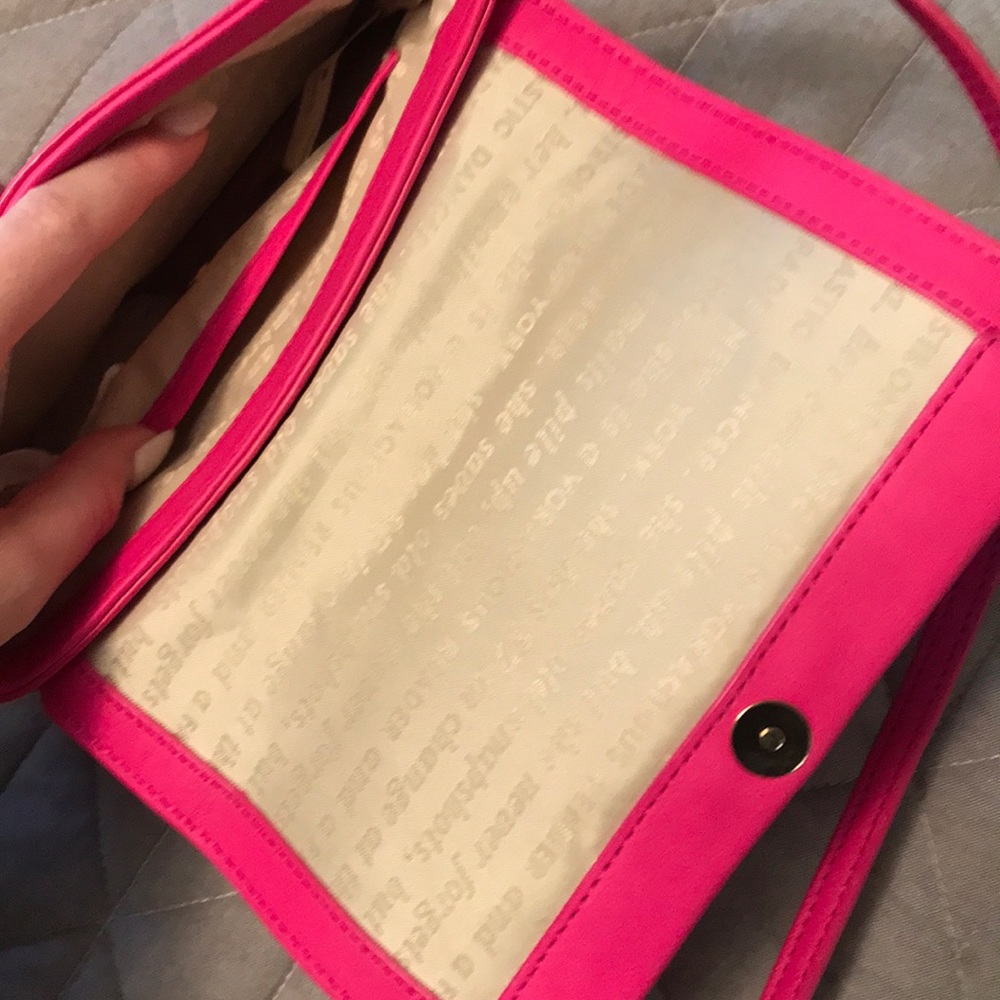 KATE SPADE HOT PINK SMALL CROSSBODY - Picture 4 of 4